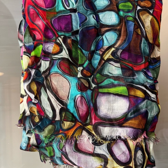 ⭕️Vibrant Multicolor Modal/Silk Oblong Lightweight Circle Design Scarf—Namaskar - Picture 15 of 17